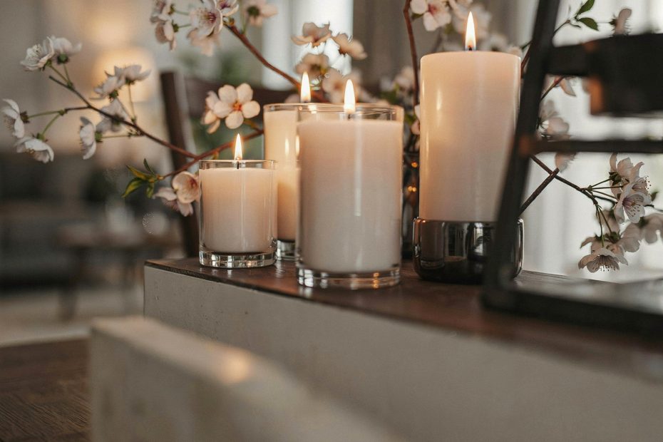 Aromatic Home Candle & Diffuser Decor Ideas | Cozy living space styling tips